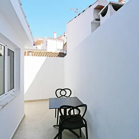 Apartment B88 - Mendonca Street