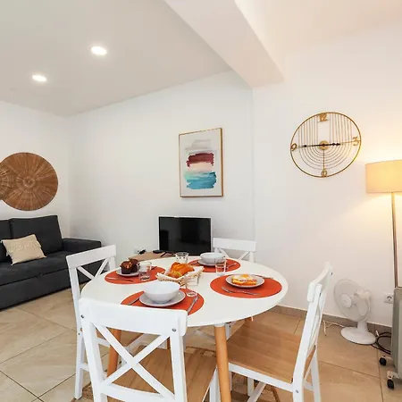 B88 - Mendonca Street Appartement *