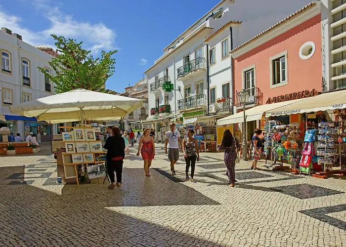 B88 - Mendonca Street דירה