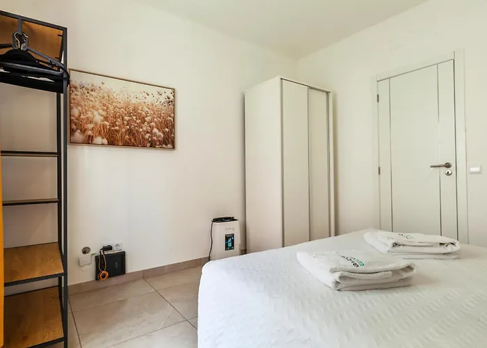 B88 - Mendonca Street דירה לאגוּ‏ש