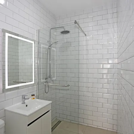 B88 - Mendonca Street Appartement Lagos