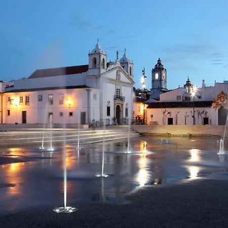 Apartment B88 - Mendonca Street *