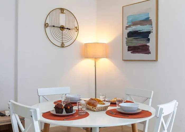 B88 - Mendonca Street